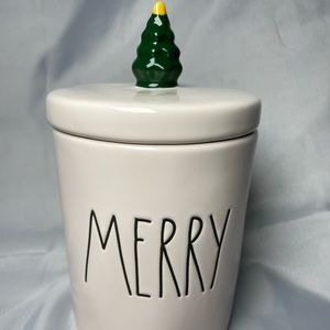 Rae Dunn MERRY Canister with Christmas Tree Lid